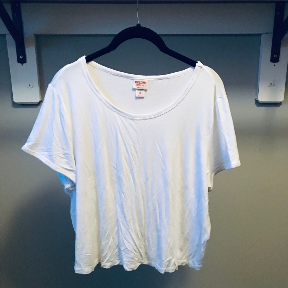 Soft flows crop top